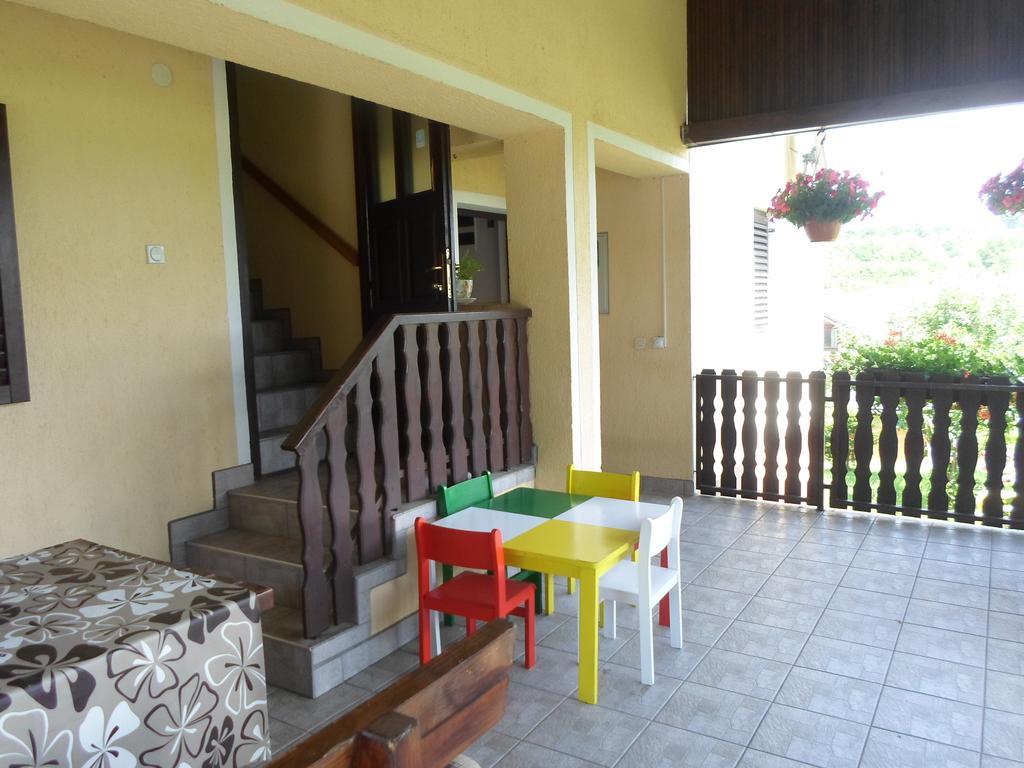 House Petra Apartment Rakovica Ngoại thất bức ảnh
