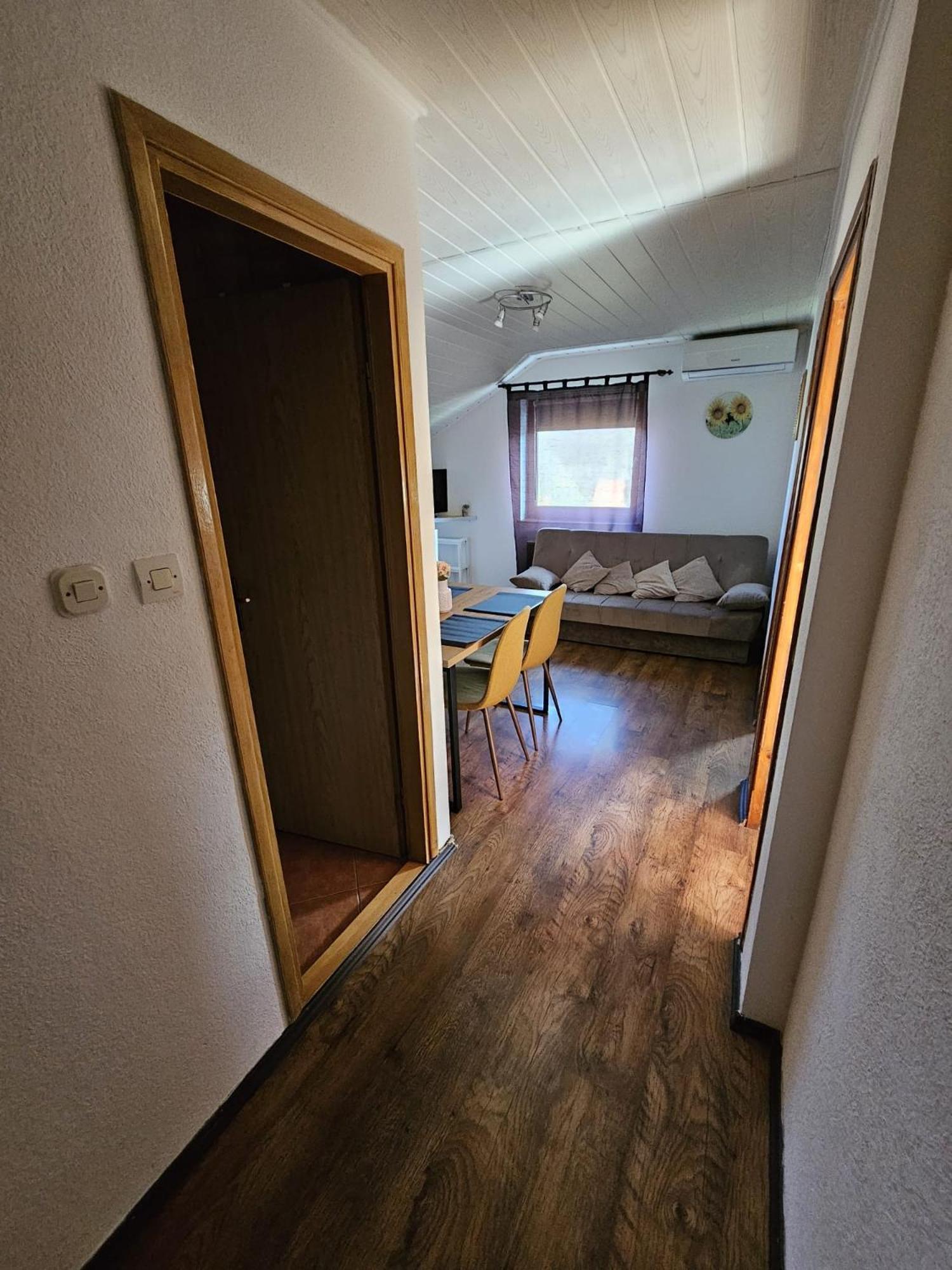 House Petra Apartment Rakovica Ngoại thất bức ảnh